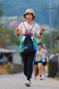 BIB: 
                            <button type="button" onclick="openModal(18898501)" class="btn btn-primary btn-sm float-right btn-popup" data-toggle="modal" data-target=".modal-high-quality">
                        <i class="fas fa-shopping-cart"></i> Add to Cart
                    </button>
                                            <button type="button" onclick="isThisMe(18898501, true)" class="btn btn-success btn-sm float-right btn-popup btn-isme hidden" data-toggle="tooltip" data-placement="bottom" title="นี่คือรูปของคุณใช่ไหม คลิกที่นี่เพื่อเอาเข้าอัลบั้ม">
                        <i class="fas fa-plus"></i> Add to album
                    </button>
                    <button type="button" onclick="isThisMe(18898501, false)" class="btn btn-warning btn-sm float-right btn-popup btn-isnotme hidden">
                        <i class="fas fa-ban"></i> Remove from album
                    </button>